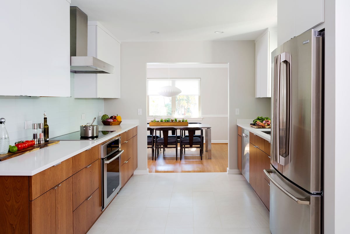 White-and-Cherry-Wood-Contemporary-Kitchen_1