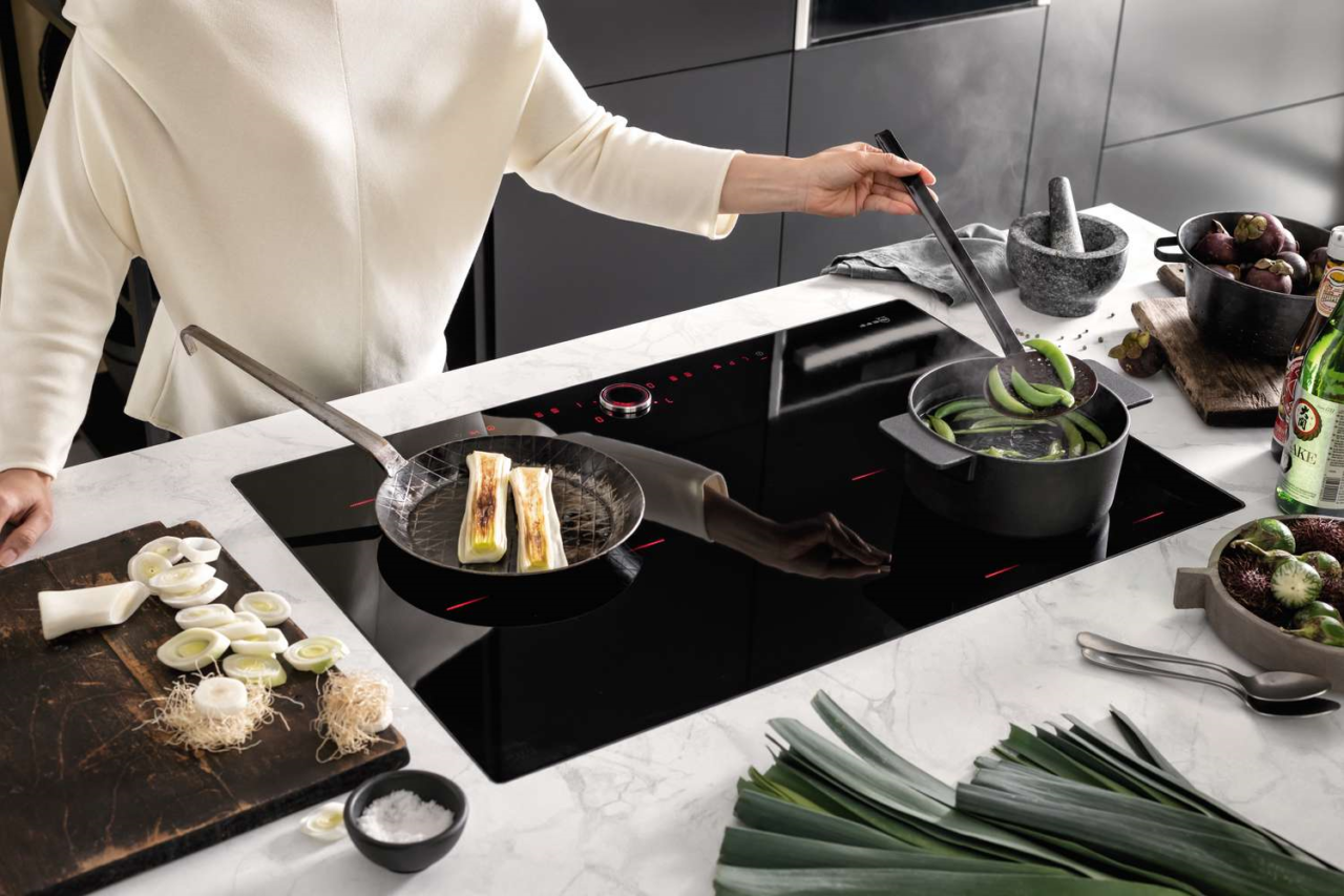 neff_apertura_flexinduction_zonelight